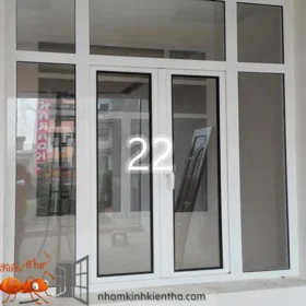 22 Cửa sổ nhựa lõi thép 2 cánh mở quay