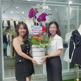 Thi công vách kính, cửa đi mở lùa shop quần áo quận 9, quận 2, Thủ Đức